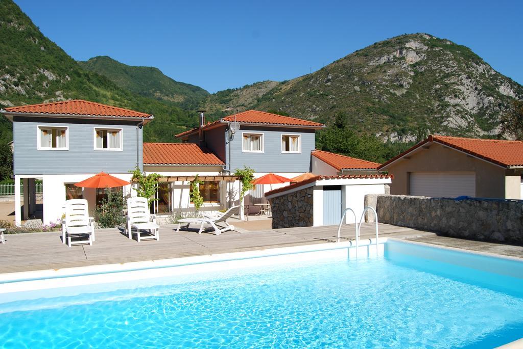 Les Terrasses De Castelmerle Niaux Экстерьер фото